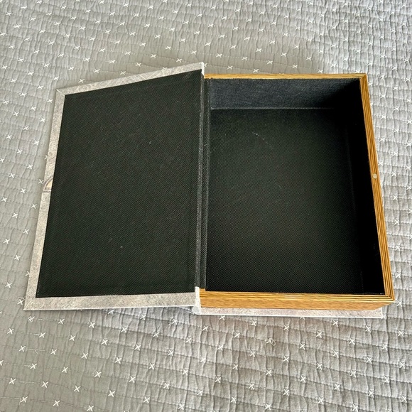 2 for $20 Gray and Gold Hamsa Lined Storage Box - Picture 5 of 5